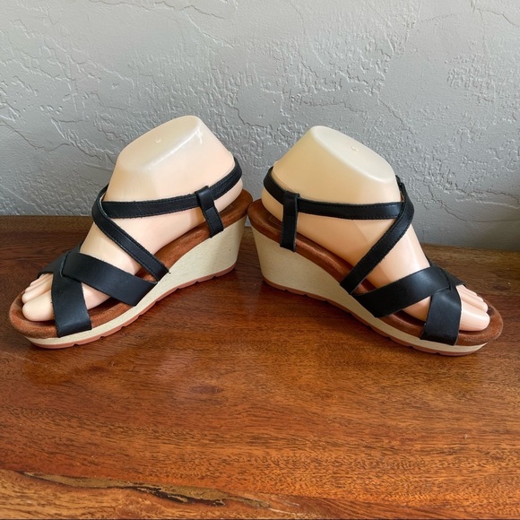 Wolky‎ Black and Brown Leather Wedge Size: 6 (37) - Picture 1 of 8